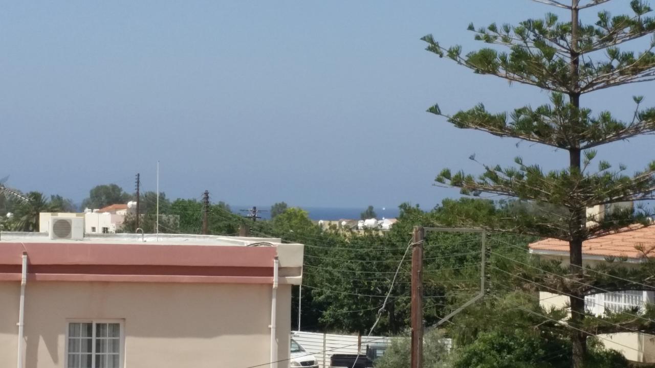 Faneromeni Court Apartment Paphos ภายนอก รูปภาพ