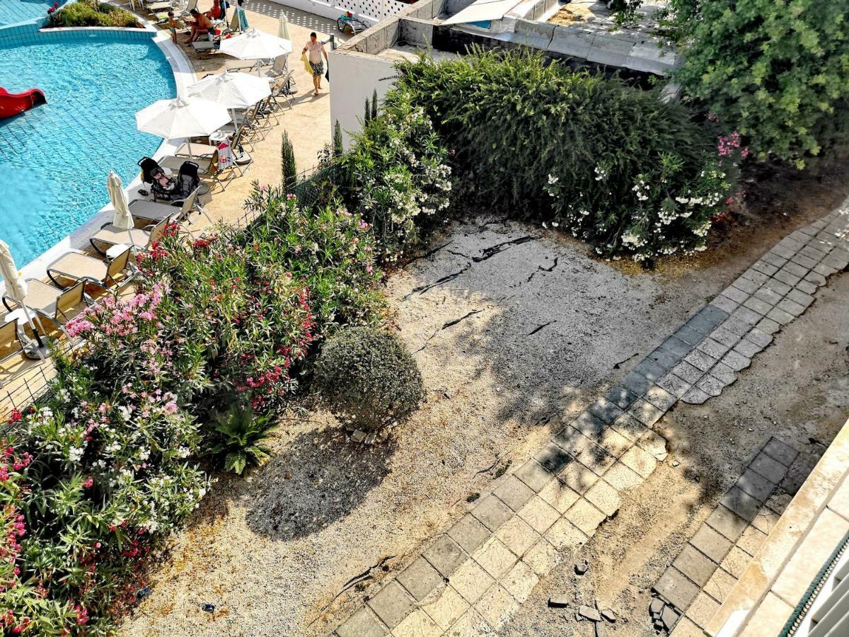 Faneromeni Court Apartment Paphos ภายนอก รูปภาพ