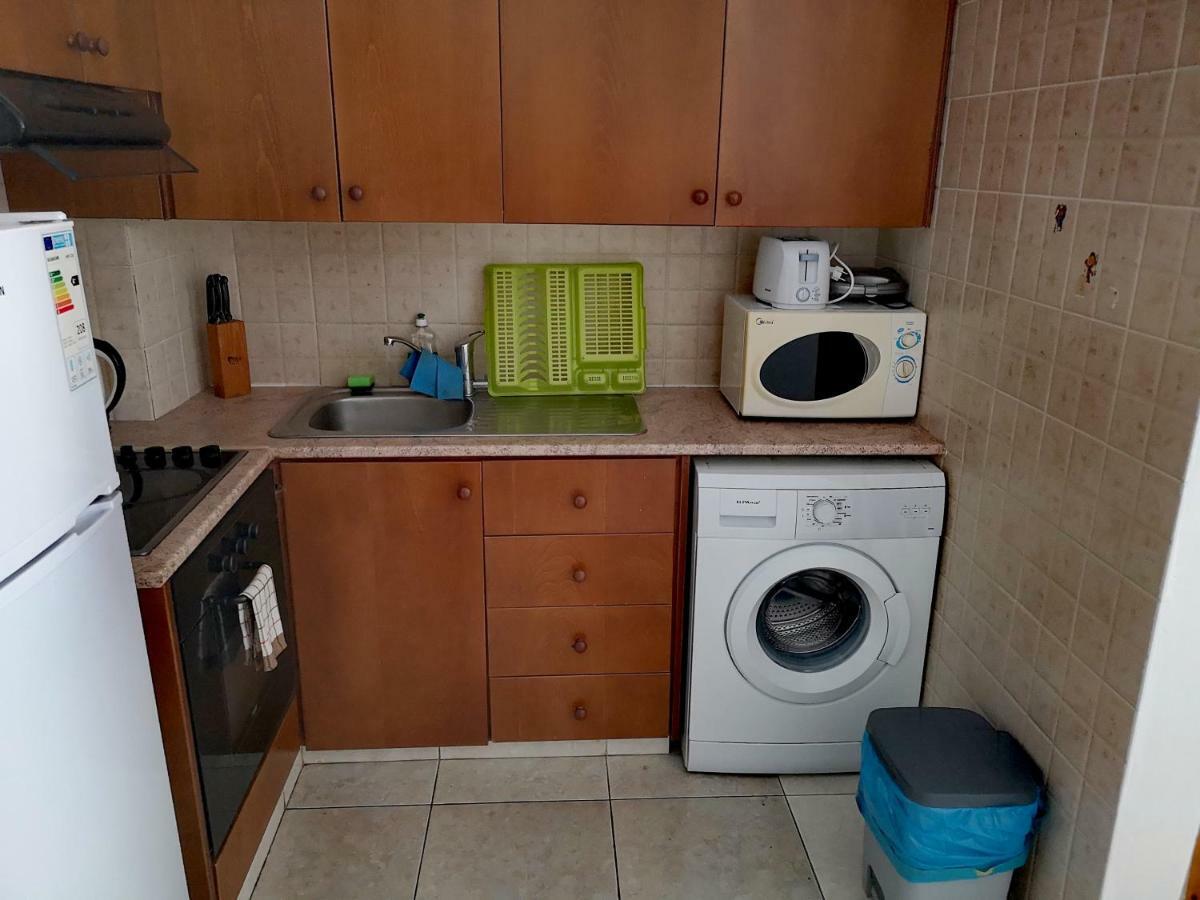 Faneromeni Court Apartment Paphos ภายนอก รูปภาพ